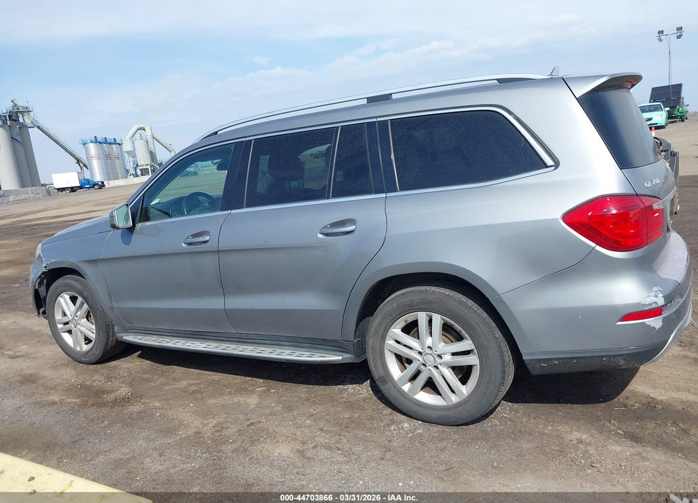2015 MERCEDES-BENZ GL 450 4MATIC VIN: 4JGDF6EE9FA571976