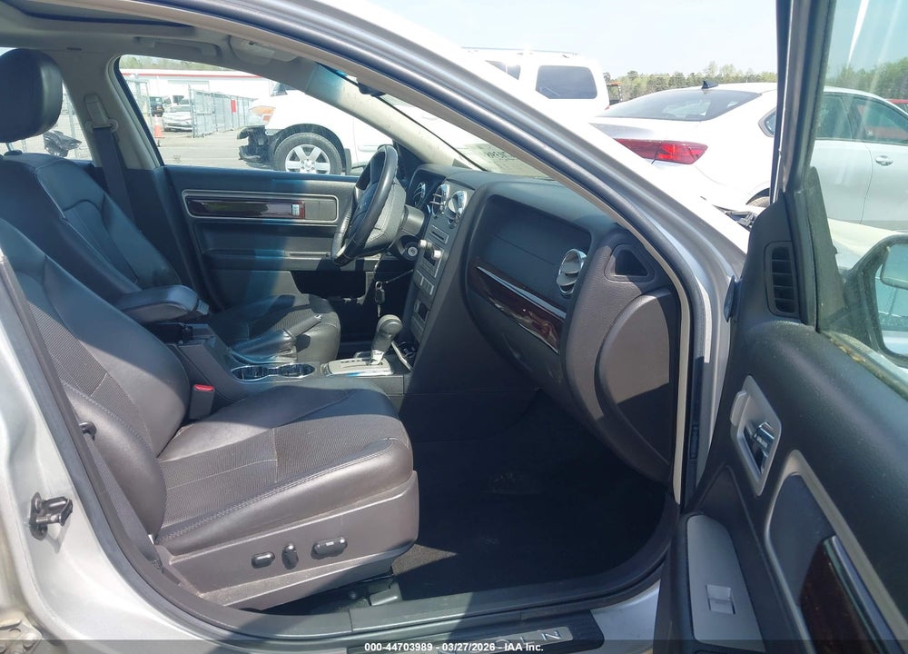 2009 LINCOLN MKZ VIN: 3LNHM28T09R620194
