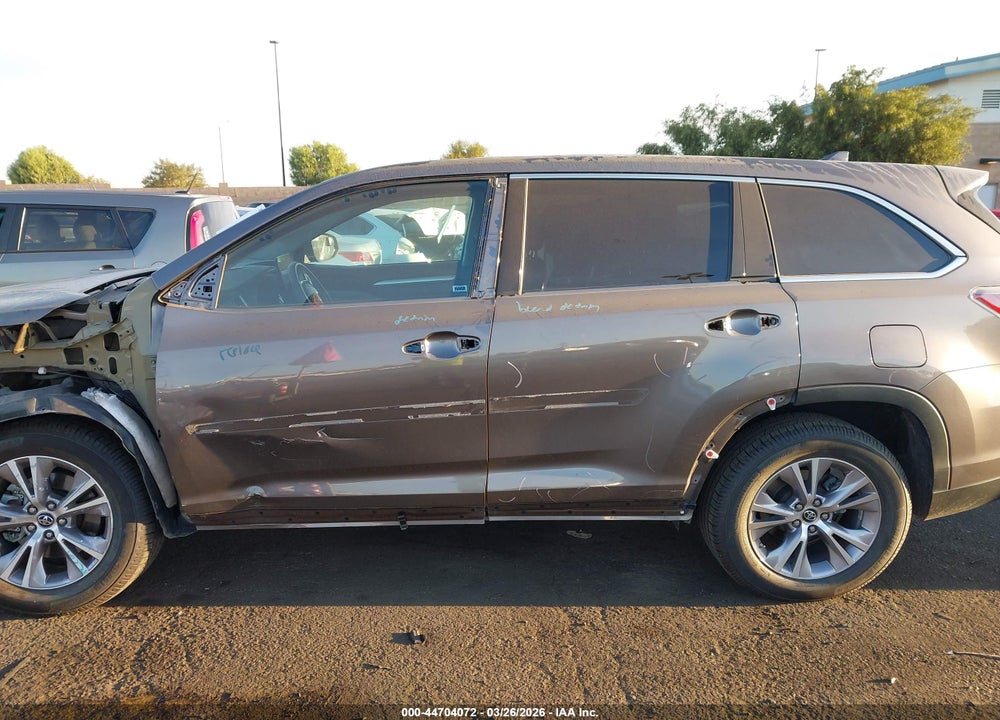 2016 TOYOTA HIGHLANDER LE PLUS V6 VIN: 5TDZKRFH7GS169619