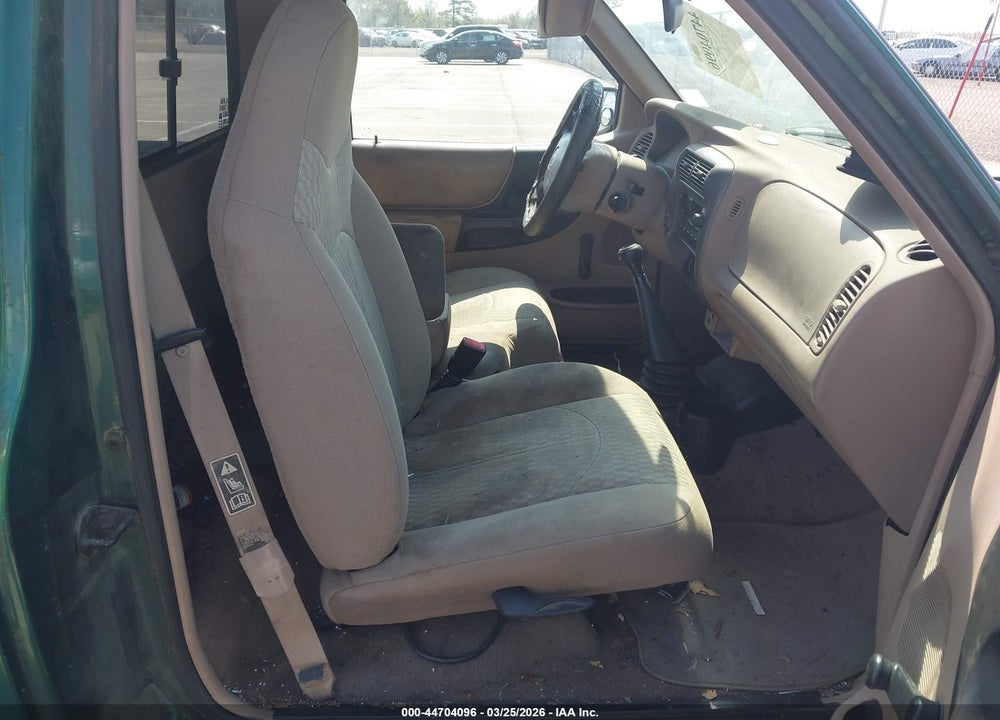 2001 MAZDA B2300 SE/SX VIN: 4F4YR12D51TM18818