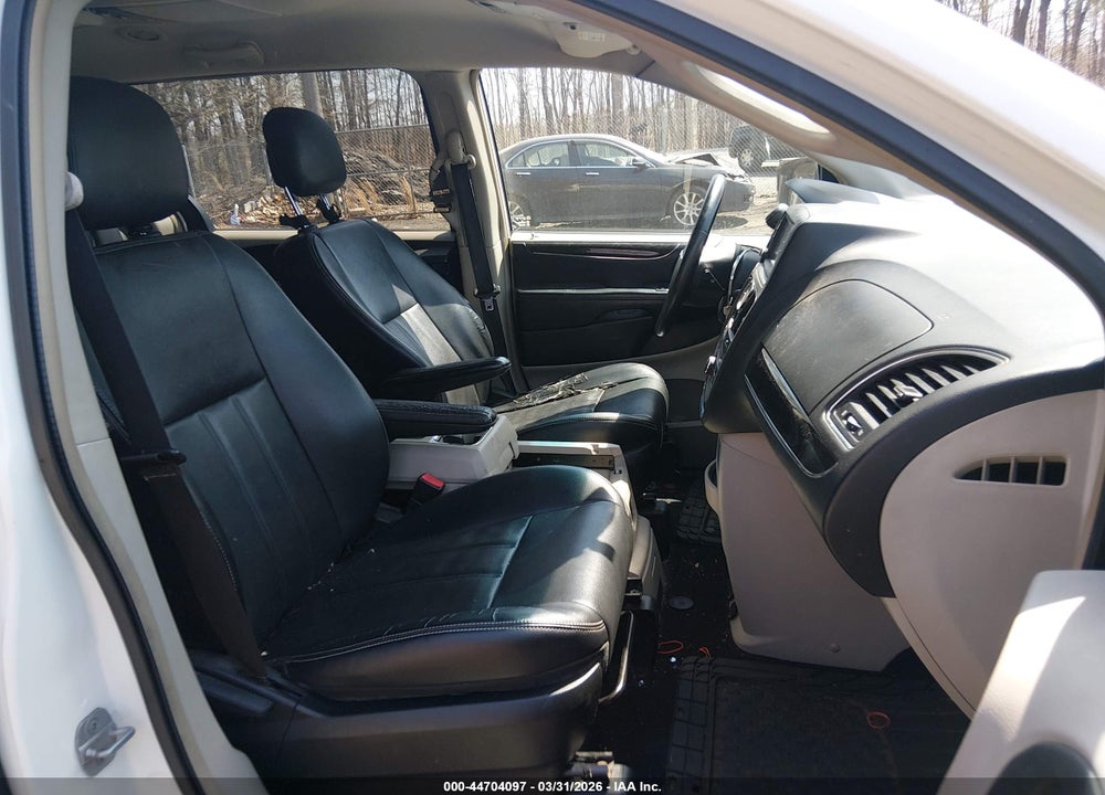 2013 CHRYSLER TOWN & COUNTRY TOURING VIN: 2C4RC1BG9DR691197