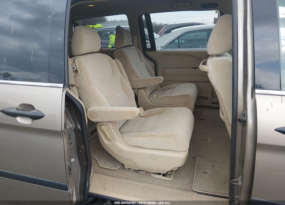 2008 HONDA ODYSSEY LX VIN: 5FNRL382X8B088395