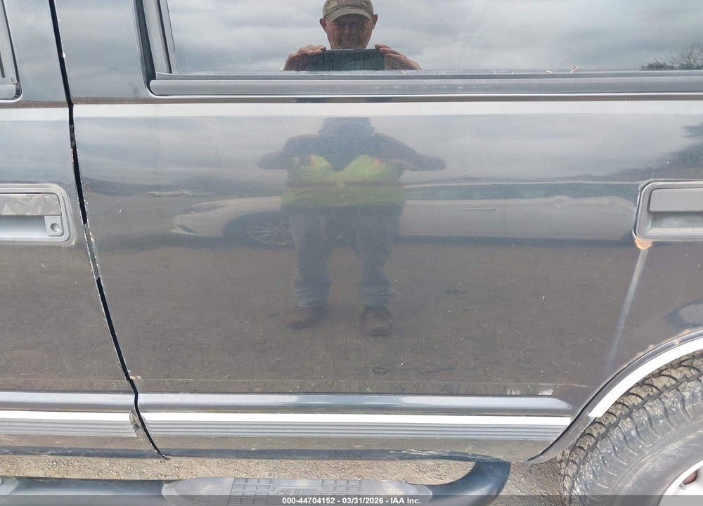 1999 CHEVROLET TAHOE LS VIN: 1GNEK13R0XR153779