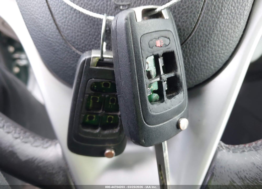 2014 CHEVROLET CRUZE DIESEL VIN: 1G1P75SZ7E7199025