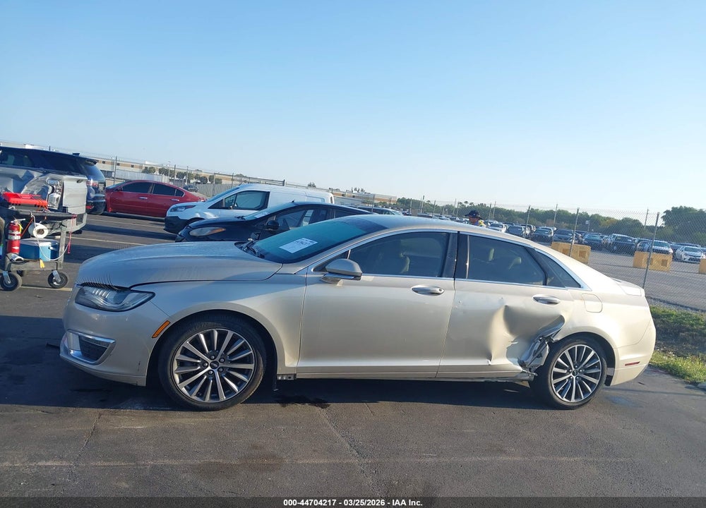 2017 LINCOLN MKZ HYBRID PREMIERE VIN: 3LN6L5KU7HR609222
