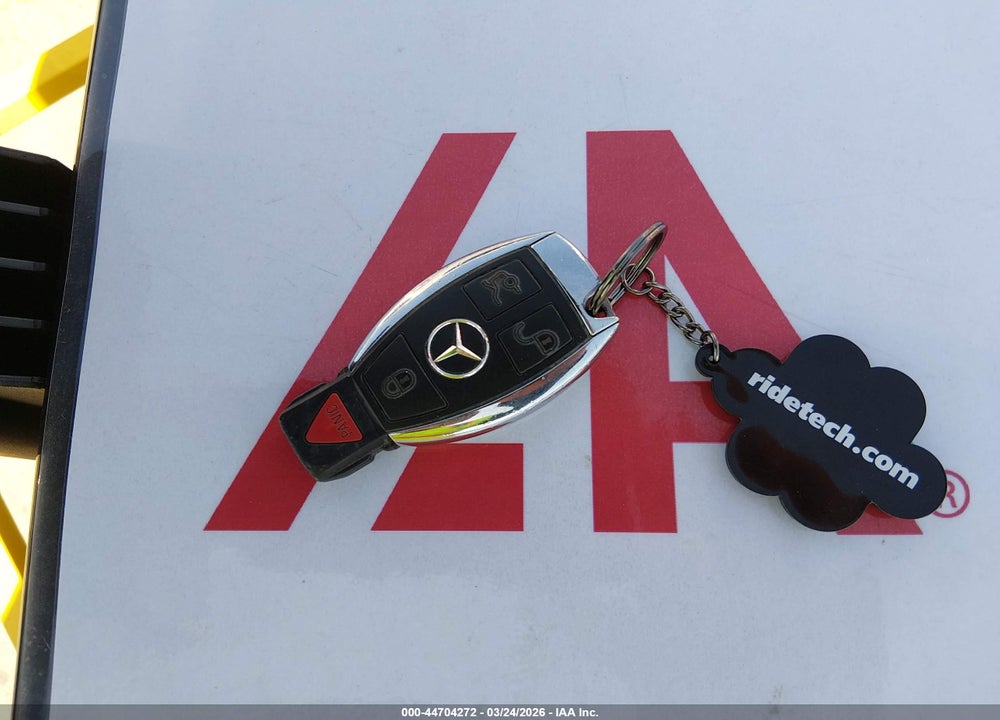 2015 MERCEDES-BENZ C 250 VIN: WDDGJ4HB9FG438174