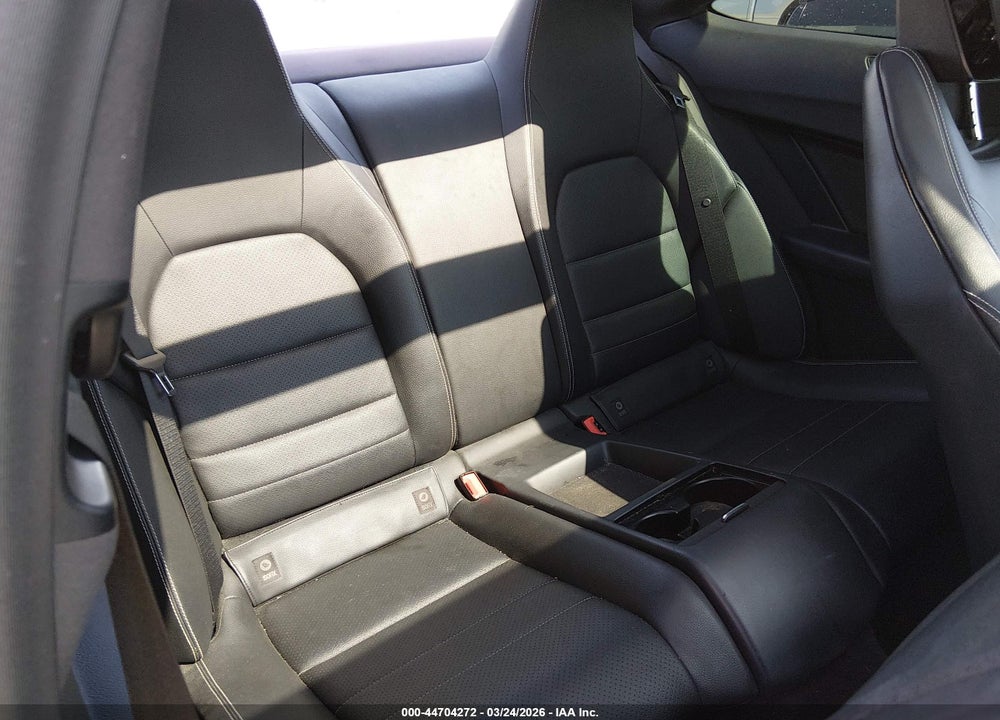 2015 MERCEDES-BENZ C 250 VIN: WDDGJ4HB9FG438174