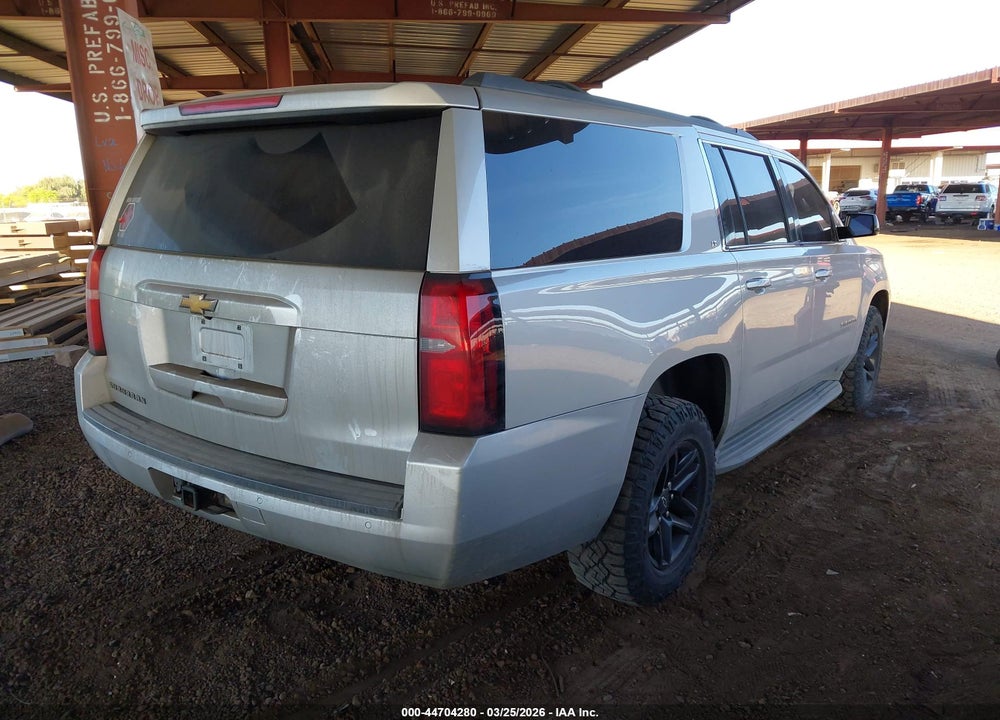 2015 CHEVROLET SUBURBAN 1500 LT VIN: 1GNSKJKC3FR181980