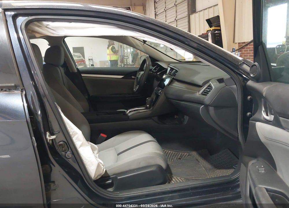 2017 HONDA CIVIC EX VIN: 19XFC2F81HE015555