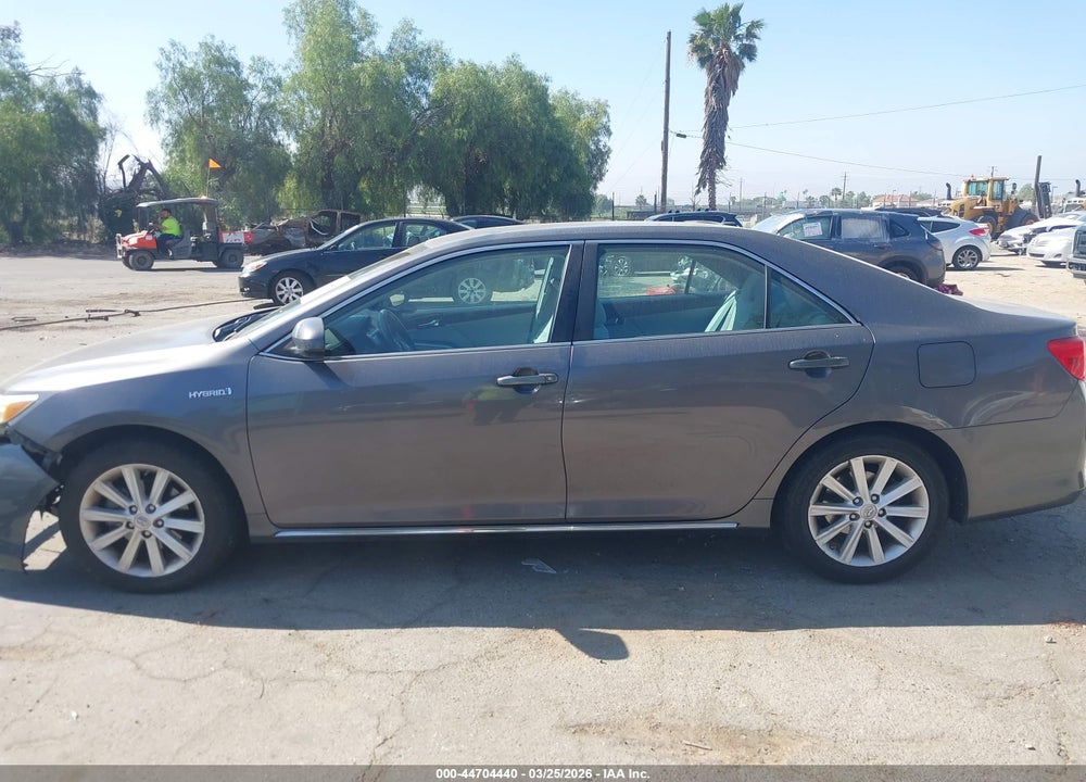 2014 TOYOTA CAMRY HYBRID XLE VIN: 4T1BD1FK0EU136247