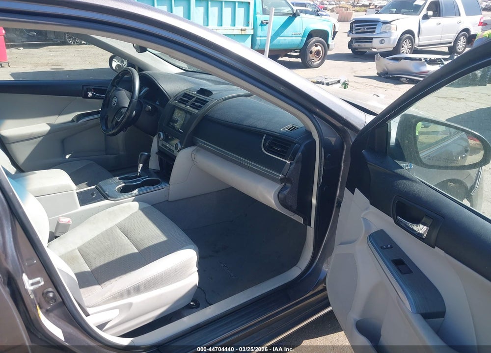 2014 TOYOTA CAMRY HYBRID XLE VIN: 4T1BD1FK0EU136247