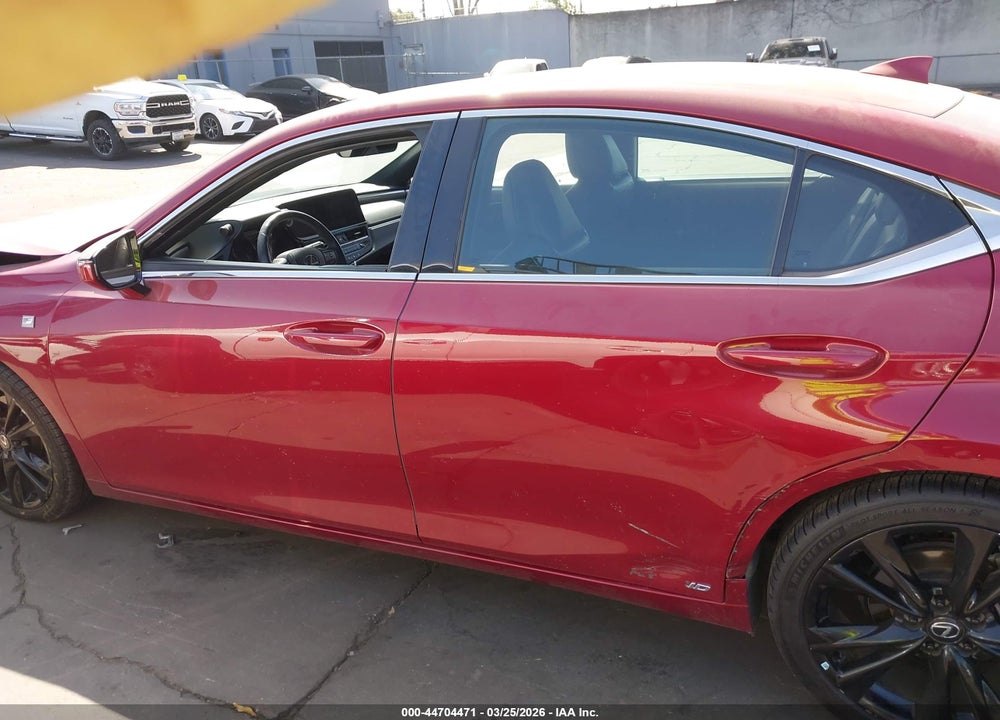 2022 LEXUS ES 300H F SPORT VIN: 58AGA1C18NU015761