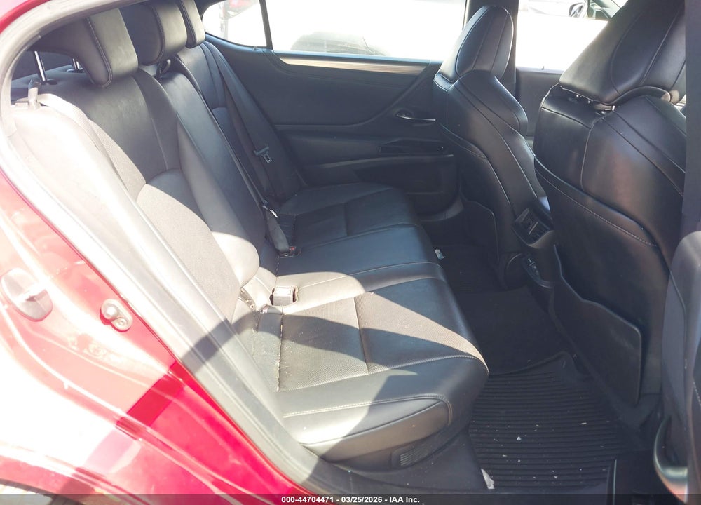 2022 LEXUS ES 300H F SPORT VIN: 58AGA1C18NU015761