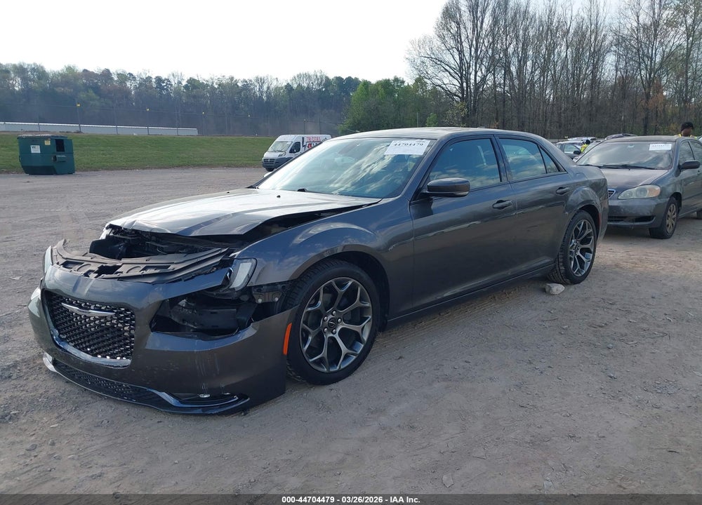 2016 CHRYSLER 300 VIN: 2C3CCABG5GH141421
