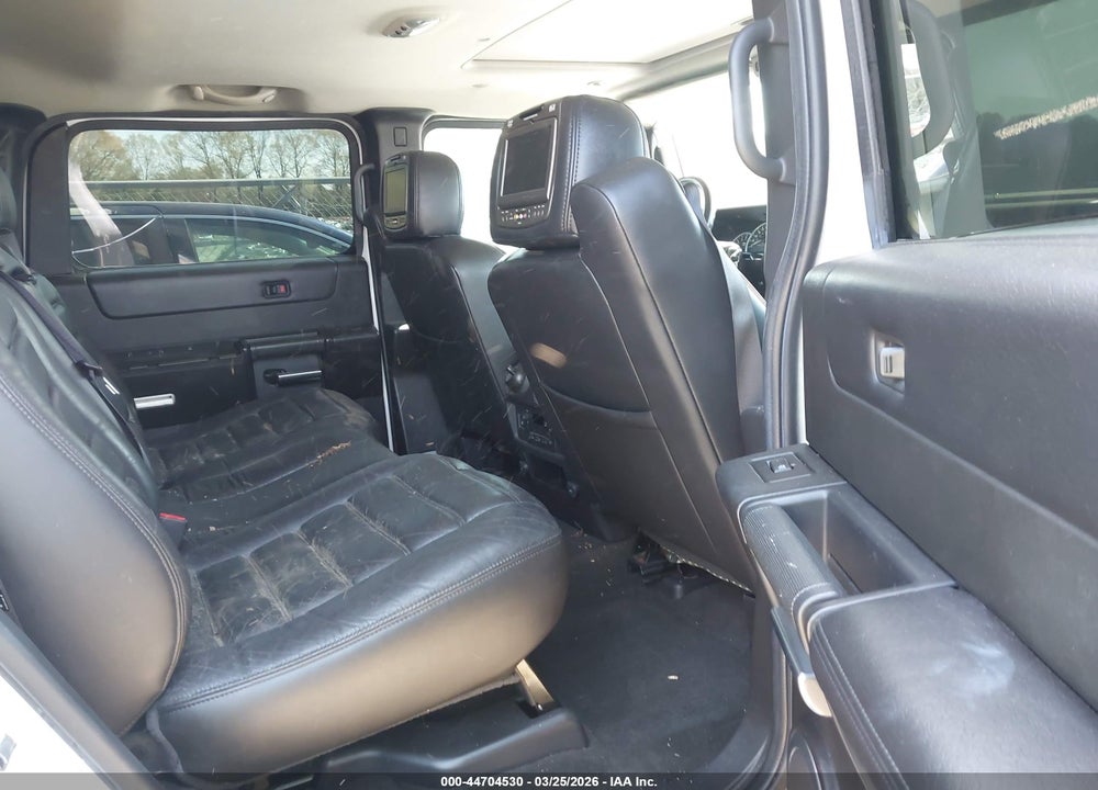 2006 HUMMER H2 VIN: 5GRGN23U06H116530