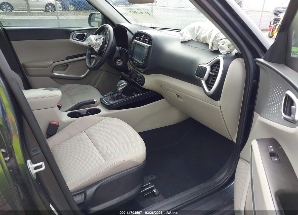2020 KIA SOUL LX VIN: KNDJ23AU9L7004660