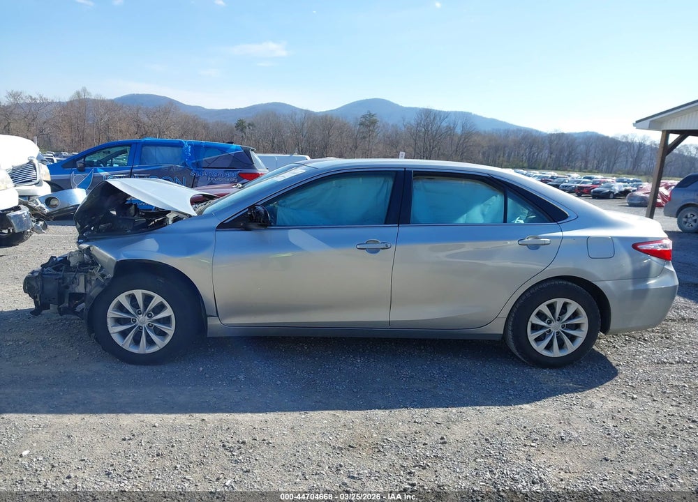 2016 TOYOTA CAMRY LE VIN: 4T4BF1FK5GR560672