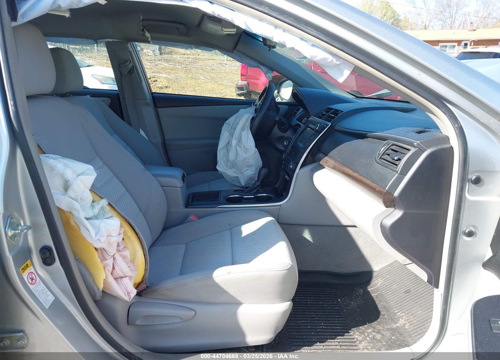 2016 TOYOTA CAMRY LE VIN: 4T4BF1FK5GR560672