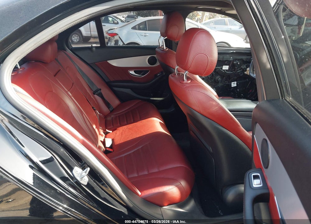 2018 MERCEDES-BENZ C 300 VIN: 55SWF4JBXJU266496