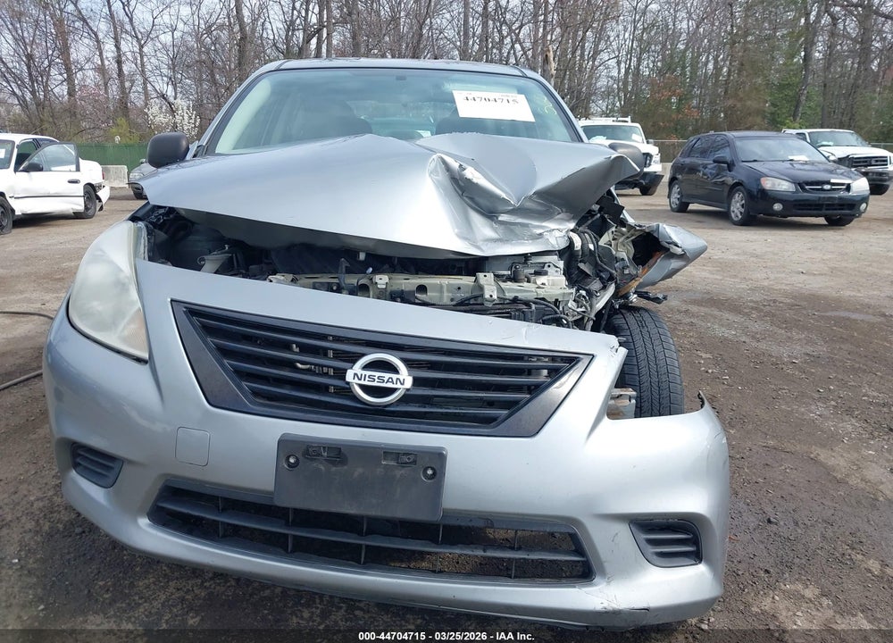 2014 NISSAN VERSA 1.6 S VIN: 3N1CN7AP5EL844311