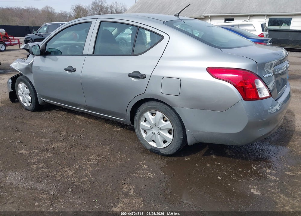 2014 NISSAN VERSA 1.6 S VIN: 3N1CN7AP5EL844311