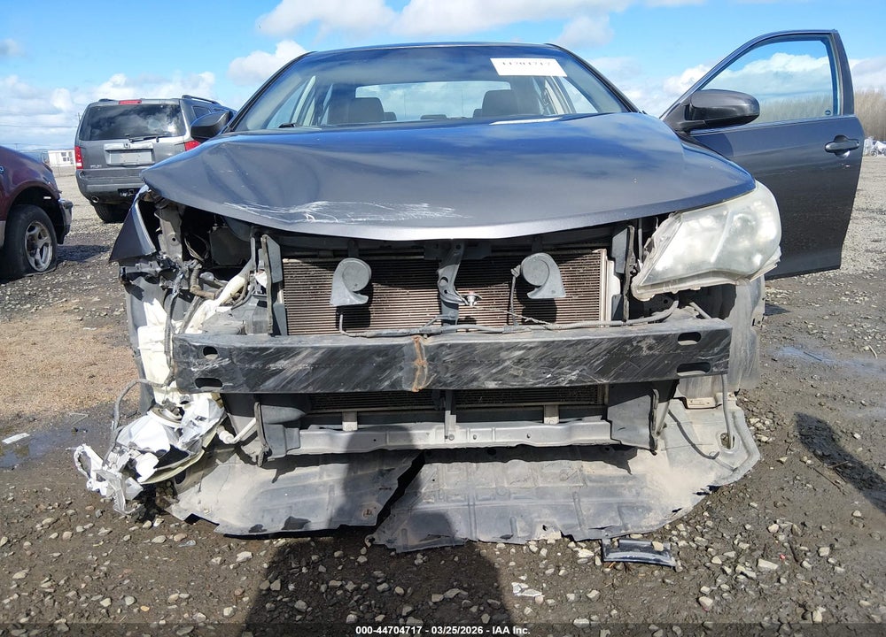 2012 TOYOTA CAMRY SE VIN: 4T1BF1FK0CU200164