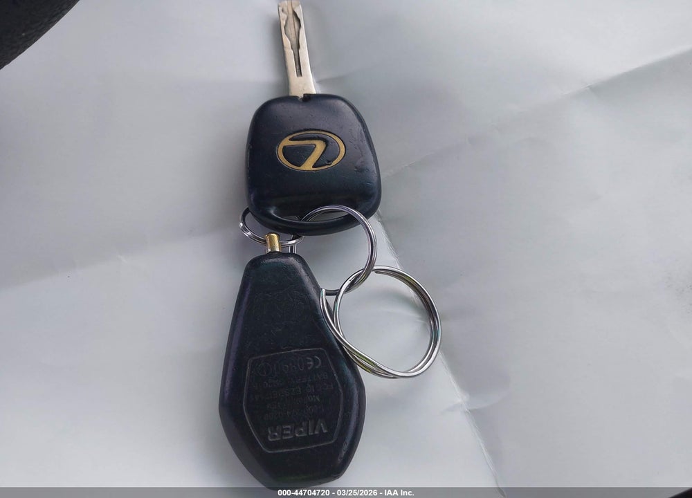 2004 LEXUS RX 330 VIN: JTJGA31U240005833