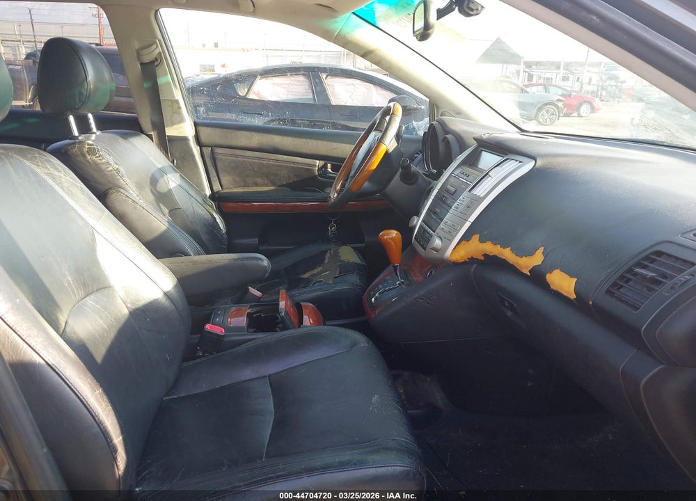 2004 LEXUS RX 330 VIN: JTJGA31U240005833
