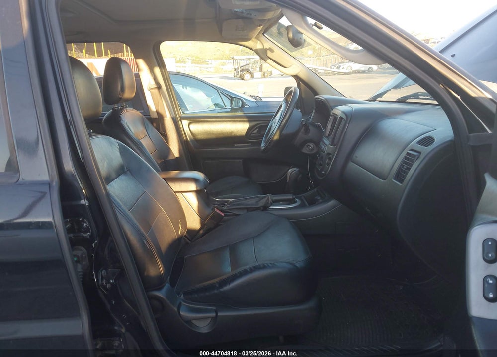 2005 FORD ESCAPE LIMITED VIN: 1FMYU04155KD75075