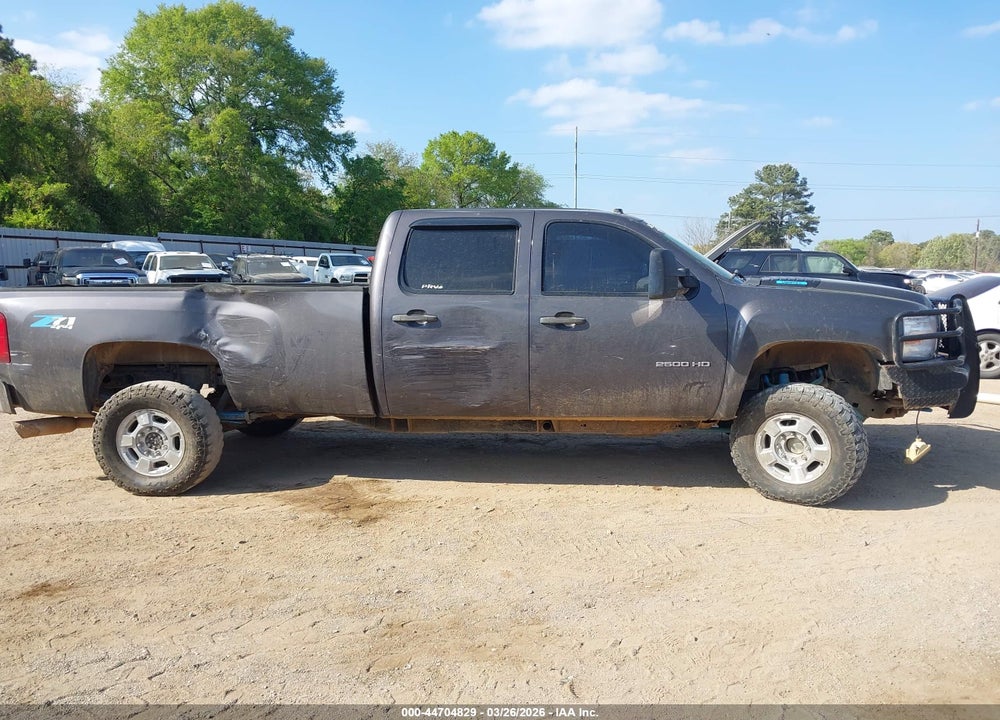 2011 CHEVROLET SILVERADO 2500HD LT VIN: 1GC1KXCG8BF117129