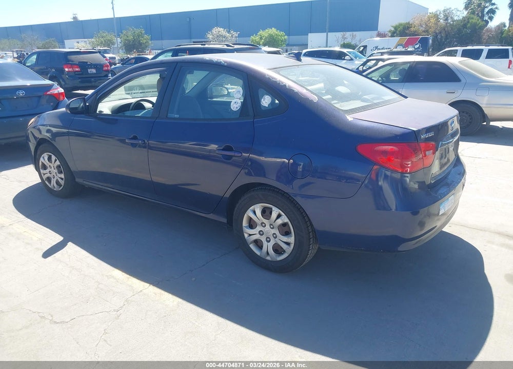 2010 HYUNDAI ELANTRA BLUE VIN: KMHDU4AD3AU112697