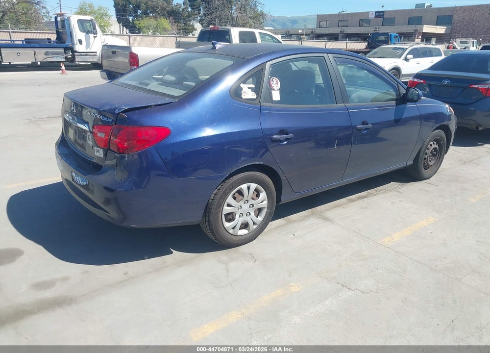 2010 HYUNDAI ELANTRA BLUE VIN: KMHDU4AD3AU112697