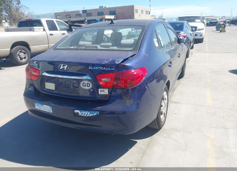 2010 HYUNDAI ELANTRA BLUE VIN: KMHDU4AD3AU112697