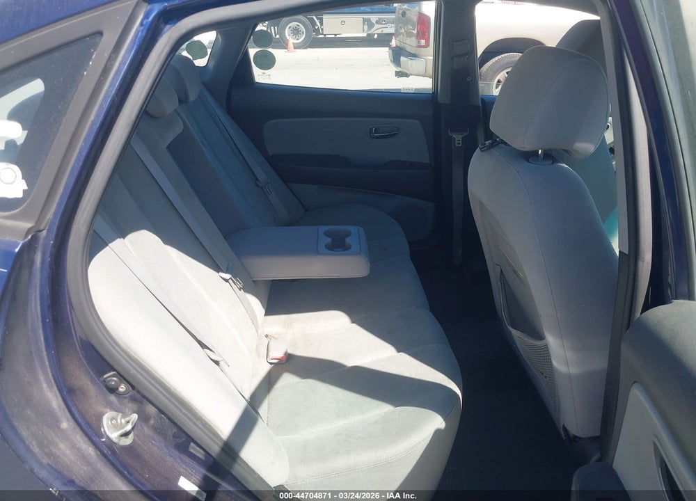 2010 HYUNDAI ELANTRA BLUE VIN: KMHDU4AD3AU112697