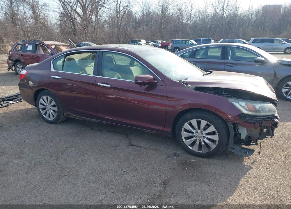 2013 HONDA ACCORD EX VIN: 1HGCR2F75DA066905