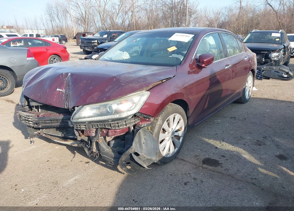 2013 HONDA ACCORD EX VIN: 1HGCR2F75DA066905