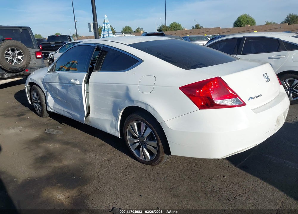 2011 HONDA ACCORD 2.4 LX-S VIN: 1HGCS1A38BA004852