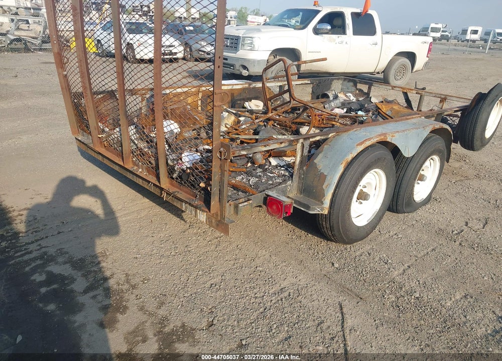 2003 TEXM FLAT BED 2003 TEX M VIN: 41MAU12263W016887