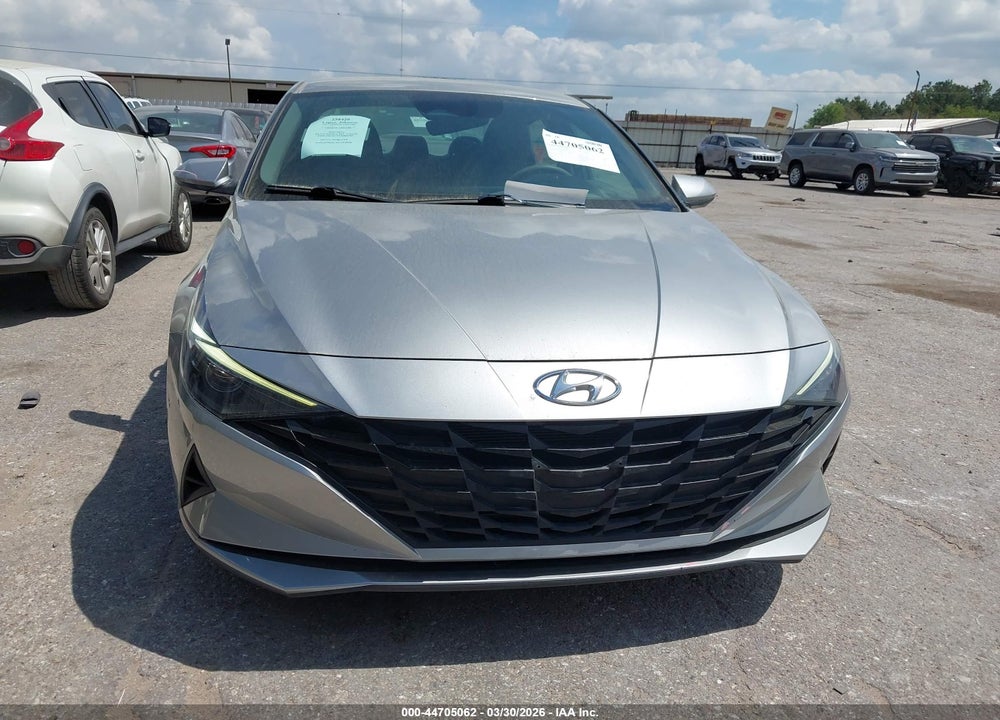 2022 HYUNDAI ELANTRA SEL VIN: 5NPLM4AG7NH065703