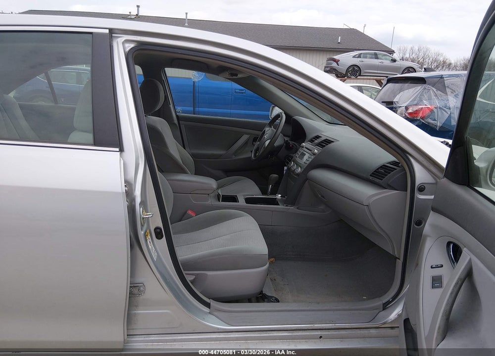 2011 TOYOTA CAMRY LE VIN: 4T1BF3EK6BU155386