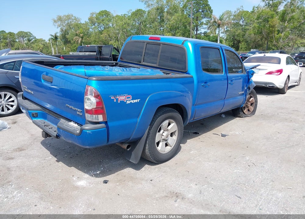 2011 TOYOTA TACOMA PRERUNNER V6 VIN: 3TMJU4GN8BM120730