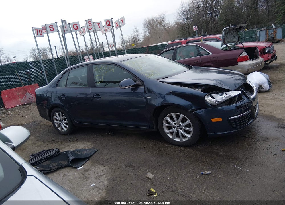 2010 VOLKSWAGEN JETTA LIMITED EDITION VIN: 3VWRX7AJ8AM109322