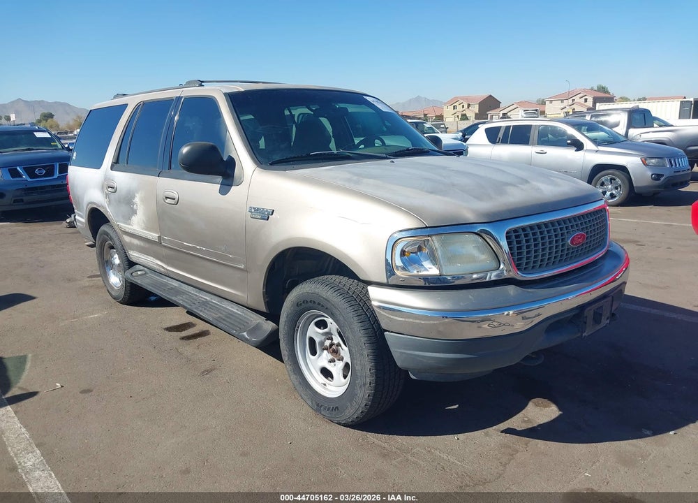 2001 FORD EXPEDITION XLT VIN: 1FMPU16L31LB36743