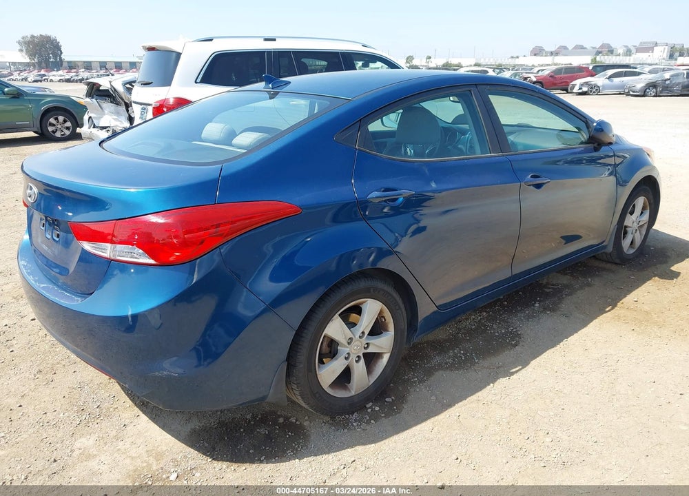 2013 HYUNDAI ELANTRA GLS VIN: KMHDH4AE9DU952954