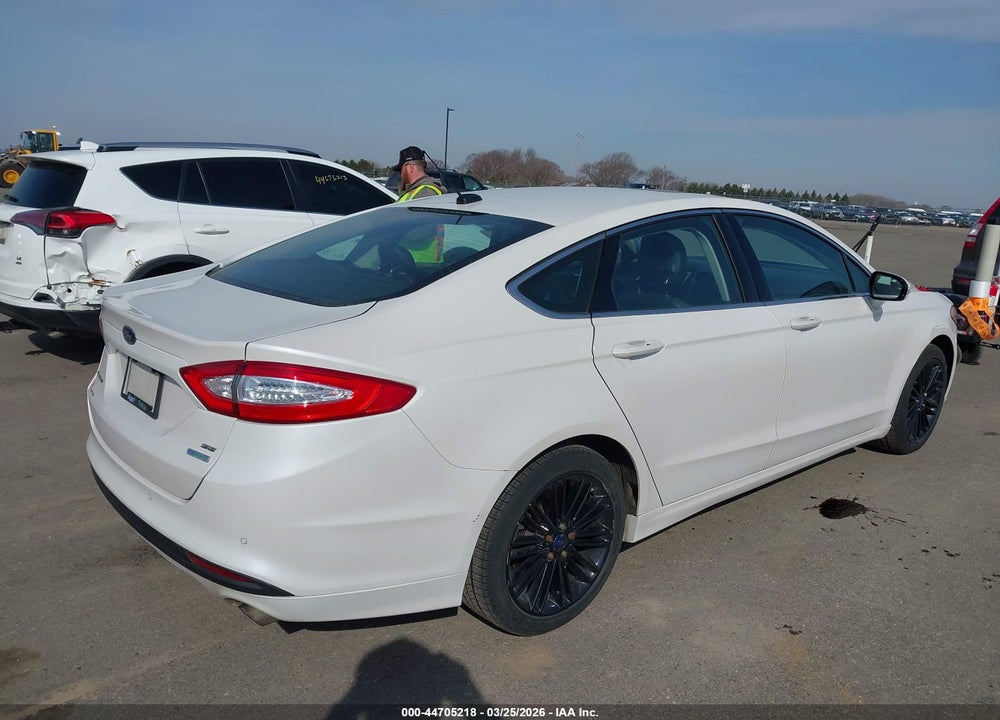 2014 FORD FUSION SE VIN: 1FA6P0HD5E5395399