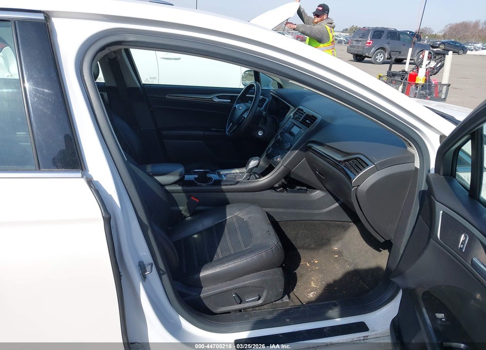 2014 FORD FUSION SE VIN: 1FA6P0HD5E5395399