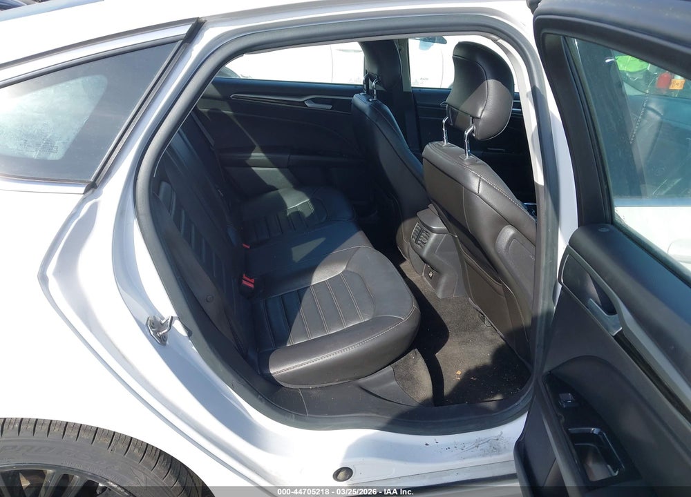 2014 FORD FUSION SE VIN: 1FA6P0HD5E5395399