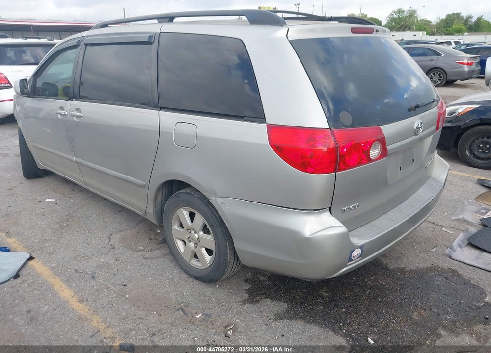 2008 TOYOTA SIENNA XLE VIN: 5TDZK22C18S224472