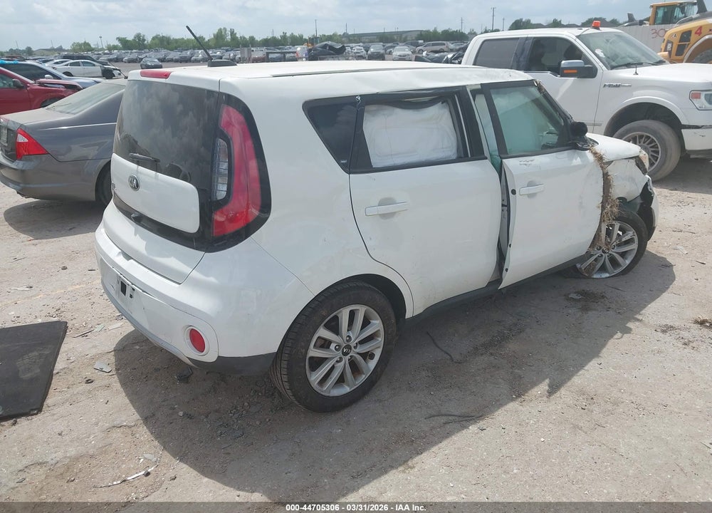 2018 KIA SOUL + VIN: KNDJP3A58J7598388