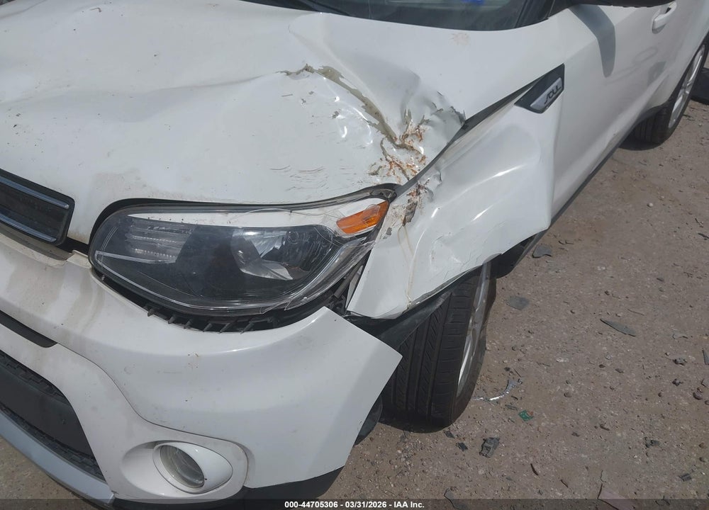 2018 KIA SOUL + VIN: KNDJP3A58J7598388